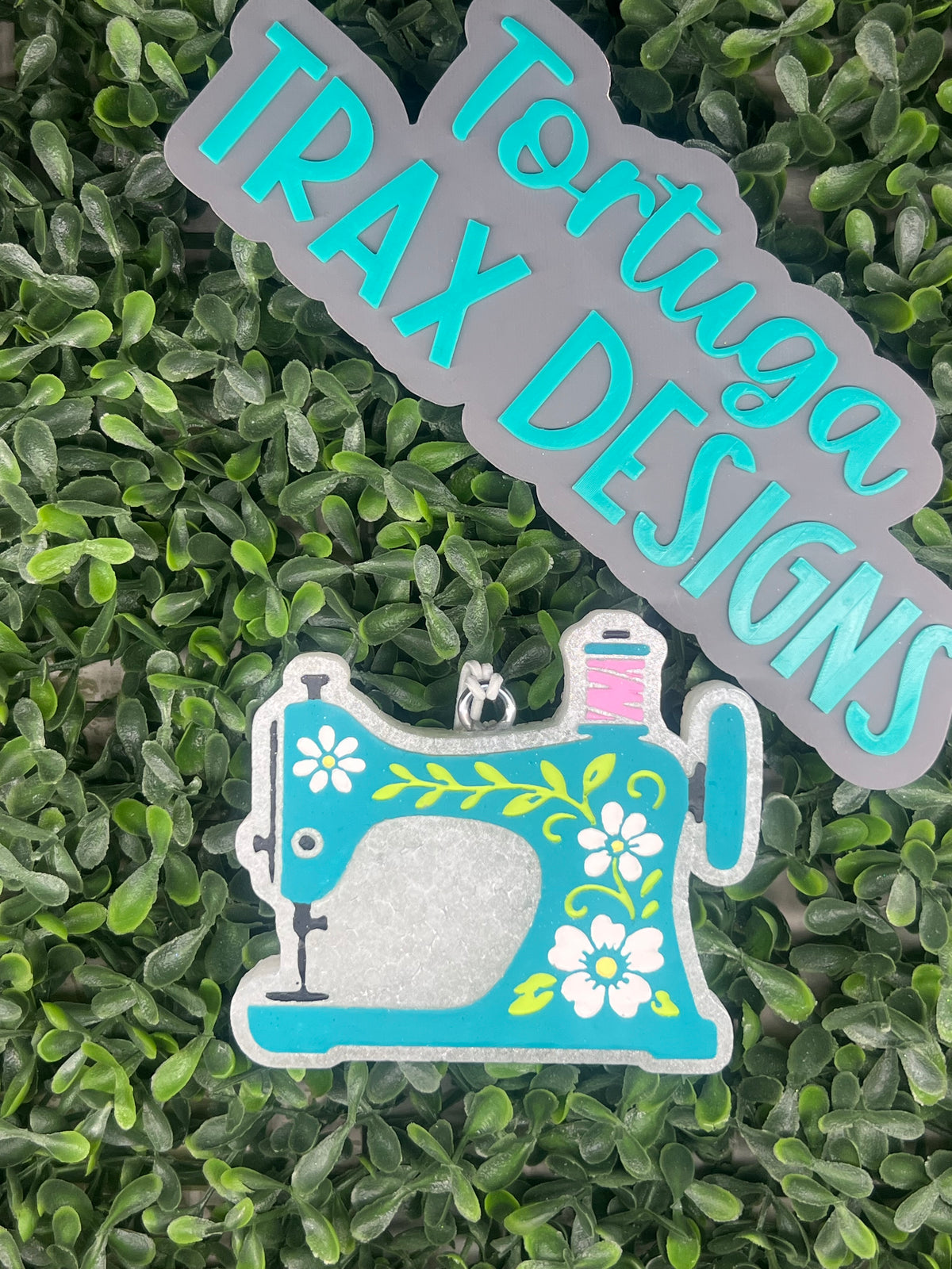 Sewing Machine (Custom Order Here)